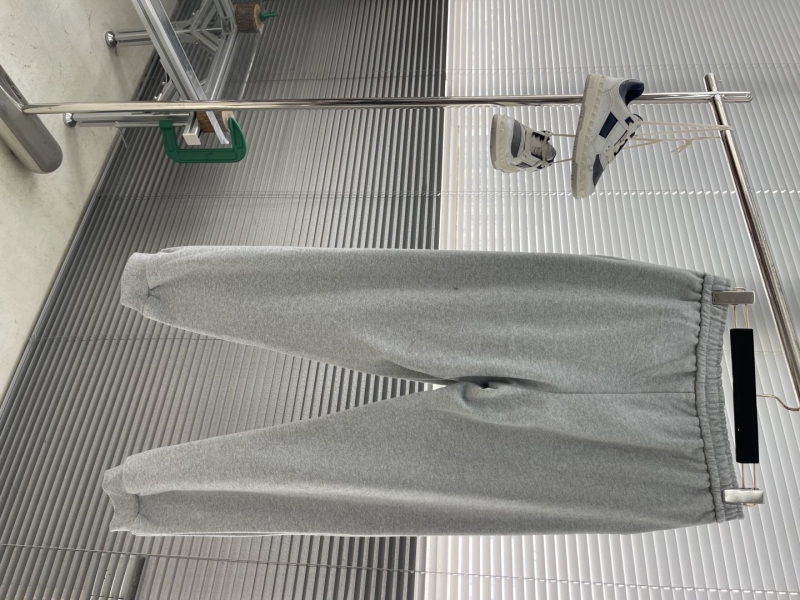 Pra*a long pants